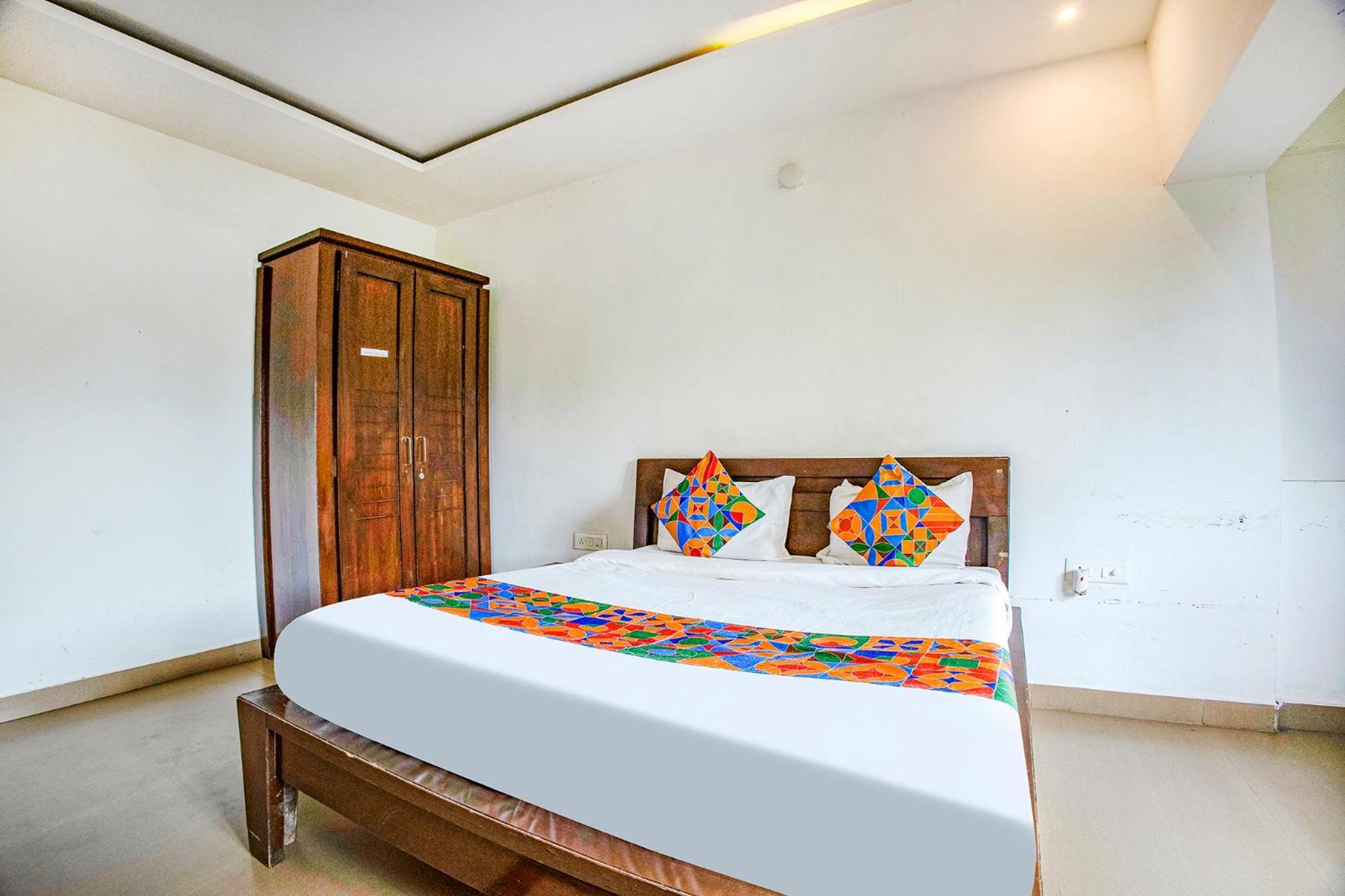 Fabhotel Comfort Stays - Nr Miramar Beach Panaji Exterior foto